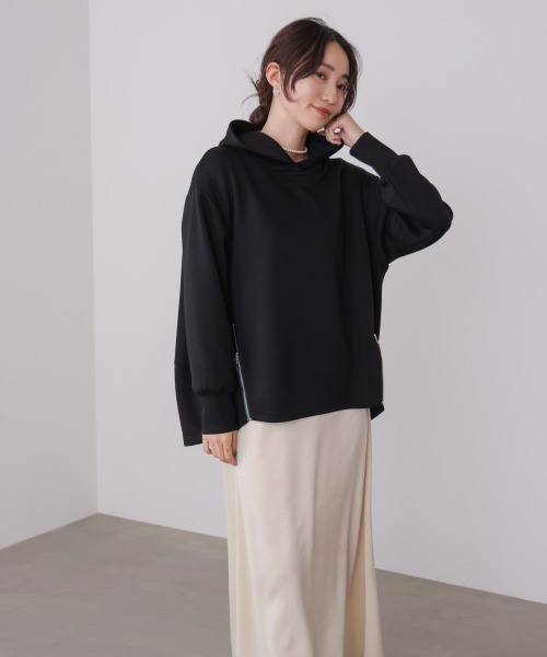 Bou Jeloud(ブージュルード)の「シルキーダンボールコクーンパーカー(パーカー・レディース・ブラック/オフホワイト/グレー・FREE)」の15枚目の写真