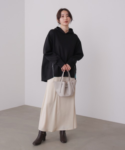 Bou Jeloud(ブージュルード)の「シルキーダンボールコクーンパーカー(パーカー・レディース・ブラック/オフホワイト/グレー・FREE)」の16枚目の写真