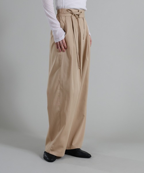select MOCA Et（セレクトモカエト）の「【Et】Two-Tuck Ribbon Straight Pants（スラックス・レディース・ブラック/ベージュ・LARGE/MEDIUM）」の6枚目の写真