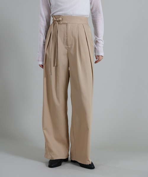select MOCA Et（セレクトモカエト）の「【Et】Two-Tuck Ribbon Straight Pants（スラックス・レディース・ブラック/ベージュ・LARGE/MEDIUM）」の5枚目の写真