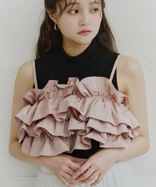 Olu.（オルドット）の「ボリュームフリルビスチェ（キャミソール・レディース・ピンク/アイボリー/ブラック・FREE）」の4枚目の写真