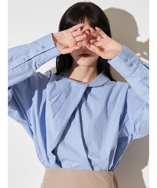ELENDEEK（エレンディーク）の「ツイストギャザーブラウス（シャツ/ブラウス・レディース・オフホワイト/ブルー/ピンク・FREE）」の6枚目の写真