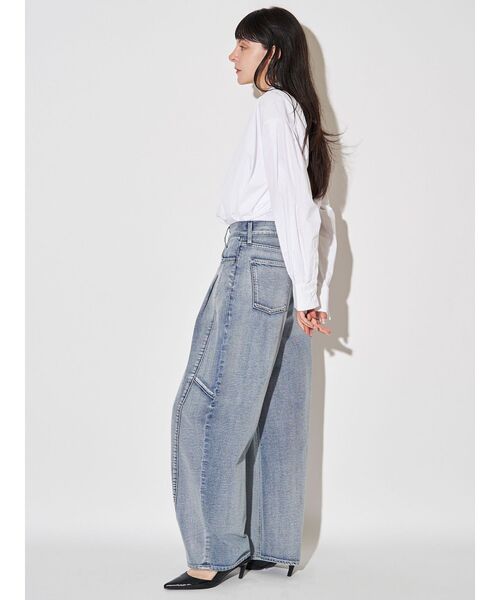 ELENDEEK（エレンディーク）の「ツイストギャザーブラウス（シャツ/ブラウス・レディース・オフホワイト/ブルー/ピンク・FREE）」の14枚目の写真