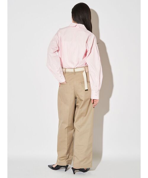 ELENDEEK（エレンディーク）の「ツイストギャザーブラウス（シャツ/ブラウス・レディース・オフホワイト/ブルー/ピンク・FREE）」の22枚目の写真