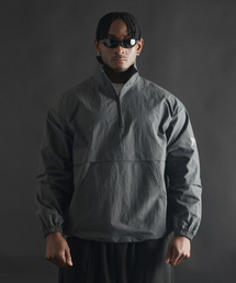 PHERMENON（フェルメノン）の「ルーズフィット ナイロン アノラック [チャコール]（マウンテンパーカー）」