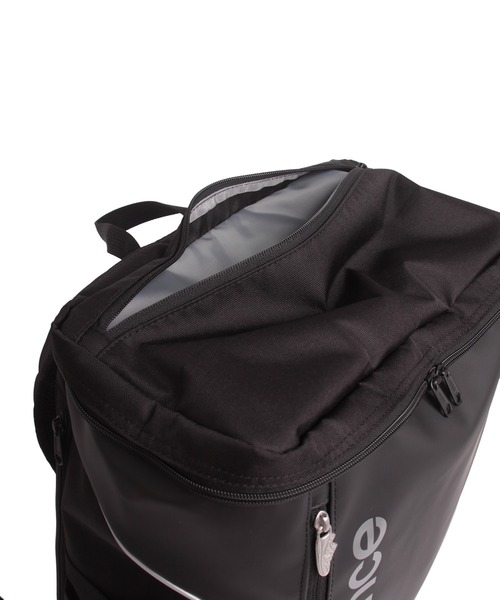 NEW BALANCE(ニューバランス)の「32L 撥水 PUレザー ボックスリュック(バックパック/リュック・メンズ・ブラック/ブラック×ホワイト/ブルー/グレー/パープル・FREE)」の14枚目の写真