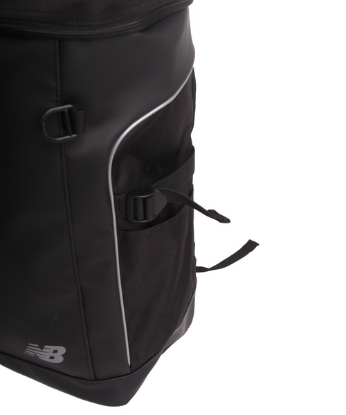 NEW BALANCE(ニューバランス)の「32L 撥水 PUレザー ボックスリュック(バックパック/リュック・メンズ・ブラック/ブラック×ホワイト/ブルー/グレー/パープル・FREE)」の20枚目の写真