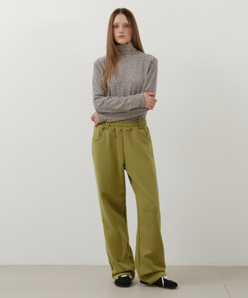 WEDNESDAYOASISFORWOMEN（ウェンズデー オアシス フォー ウーマン）の「W/ベルト付きストリングスウェットパンツ_オリーブ(W25-PT28)（スウェットパンツ・レディース・オリーブ・OS）」の4枚目の写真