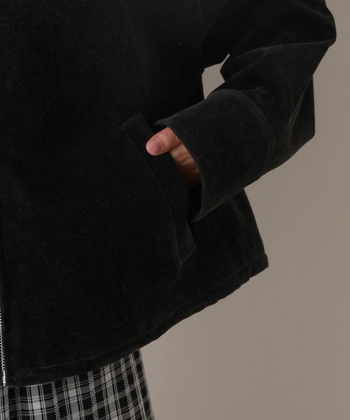 RAGEBLUE(レイジブルー)の「スウェードショートブルゾン(ブルゾン・レディース・ブラウン/ブラック・FREE)」の4枚目の写真