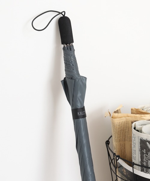 Amvel（アンベル）の「KALCT（カルクト）（長傘・メンズ・チェリーピンク/グレー/ブラック/ライトブルー/オリーブ/グレイッシュベージュ/ラベンダー/コバルトブルー/マスタード/ネイビー・58cm）」の2枚目の写真