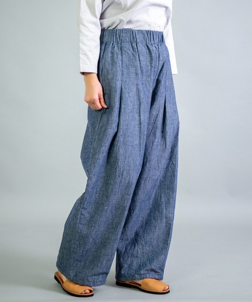 Yarmo（ヤーモ）の「[Yarmo] Wide Tuck Easy PT_Dungaree（その他パンツ・レディース・インディゴブルー・FREE）」の2枚目の写真