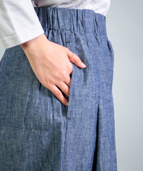 Yarmo（ヤーモ）の「[Yarmo] Wide Tuck Easy PT_Dungaree（その他パンツ・レディース・インディゴブルー・FREE）」の12枚目の写真