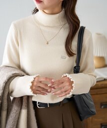 プレート付リブタートルネック