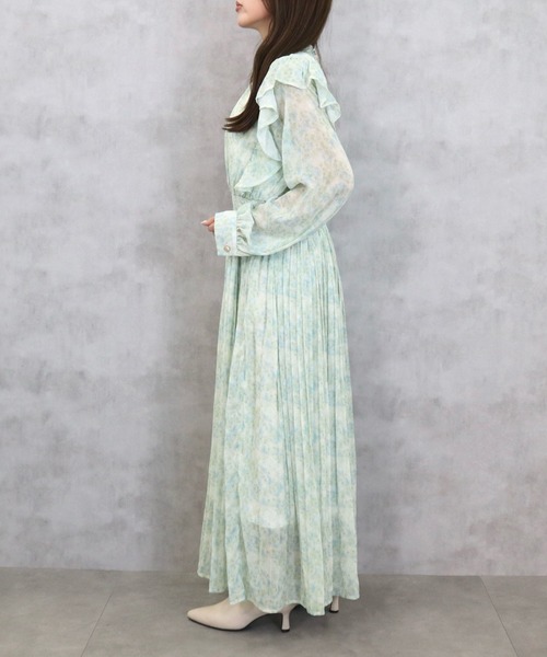 CECIL McBEE（セシルマクビー）の「楊柳花柄フリルプリーツワンピース（ワンピース・レディース・ラベンダー/ブルー/ピンク・MEDIUM）」の14枚目の写真