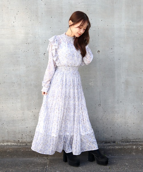 CECIL McBEE（セシルマクビー）の「楊柳花柄フリルプリーツワンピース（ワンピース・レディース・ラベンダー/ブルー/ピンク・MEDIUM）」の17枚目の写真
