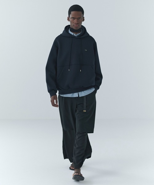 CULLNI(クルニ)の「Airy Cloth Extra Wide Drawstring Pant(スラックス・メンズ・ネイビー/ベージュ/チャコール/ブラック・2/1/0)」の8枚目の写真