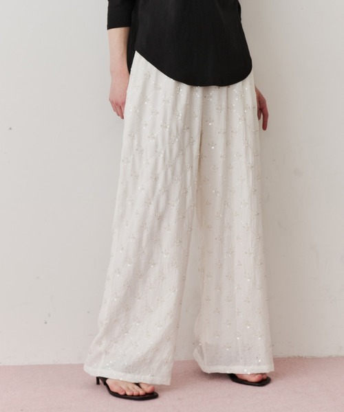 LA BELLE ETUDE(ラベルエチュード)の「楊柳ストライプビーズ刺繍パンツ(その他パンツ・レディース・その他/ライトブルー/ブラック/ホワイト・0/1)」の16枚目の写真