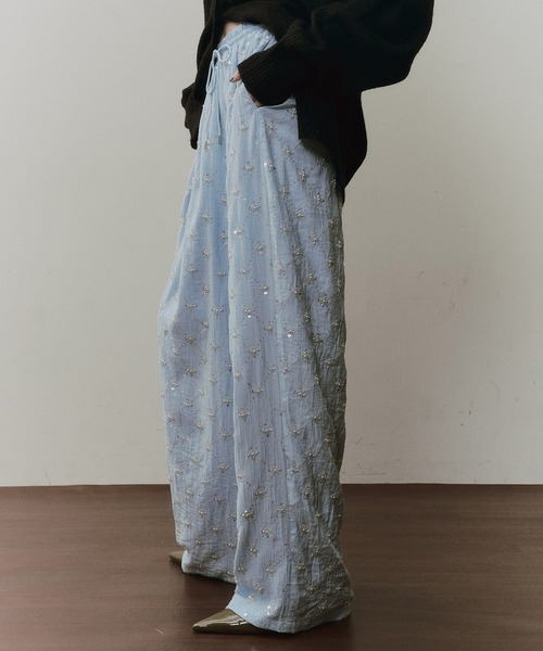 LA BELLE ETUDE(ラベルエチュード)の「楊柳ストライプビーズ刺繍パンツ(その他パンツ・レディース・その他/ライトブルー/ブラック/ホワイト・0/1)」の19枚目の写真