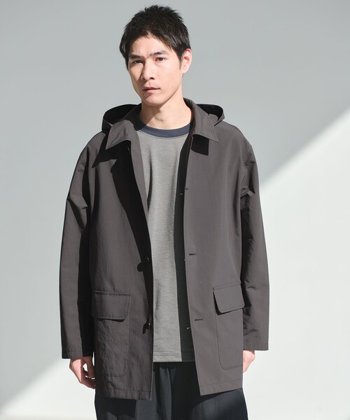 green label relaxing(グリーンレーベルリラクシング)の「DICROS ミドル フード ステンカラー コート -撥水-(ステンカラーコート・メンズ・ベージュ/ダークグレー・XL/M/S/L)」の2枚目の写真