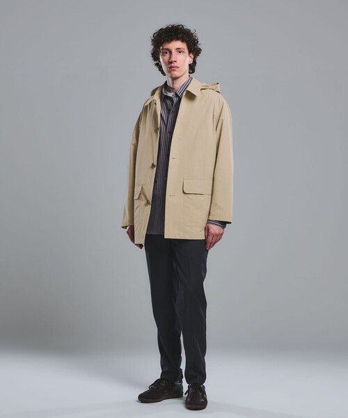 green label relaxing(グリーンレーベルリラクシング)の「DICROS ミドル フード ステンカラー コート -撥水-(ステンカラーコート・メンズ・ベージュ/ダークグレー・XL/M/S/L)」の5枚目の写真