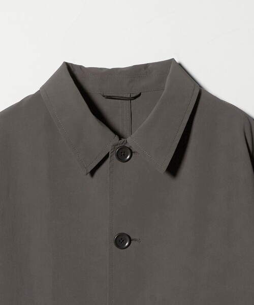 green label relaxing(グリーンレーベルリラクシング)の「DICROS ミドル フード ステンカラー コート -撥水-(ステンカラーコート・メンズ・ベージュ/ダークグレー・XL/M/S/L)」の18枚目の写真