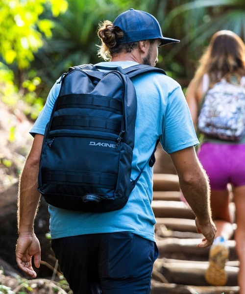 DAKINE(ダカイン)の「DAKINE 96 HELI STREET BACKP バックパック/リュック 【2026年春夏モデル】(バックパック/リュック・メンズ・ブラック・FREE)」の1枚目の写真