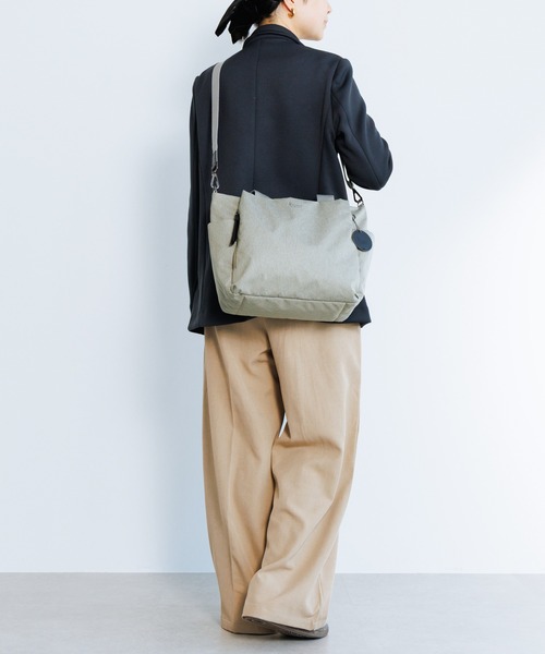 Kanana project(カナナプロジェクト)の「ショルダーバッグ サリールトーン 12L B5サイズ メランジ素材 20174(ショルダーバッグ・レディース・カーキ/サンドベージュ・FREE)」の8枚目の写真