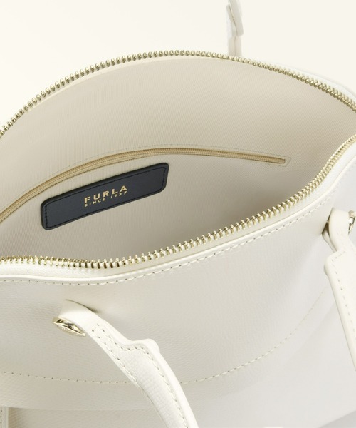 FURLA（フルラ）の「フルラ パイパー (Furla Piper) ハンドバッグ M（ハンドバッグ・レディース・オフホワイト/ブラック/モカ・ONE SIZE）」の19枚目の写真