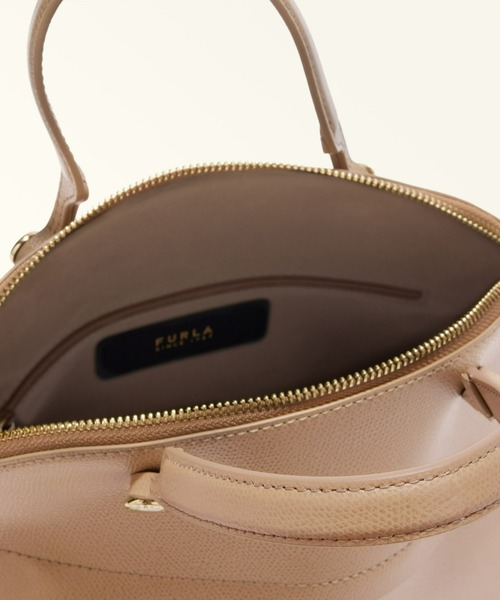 FURLA（フルラ）の「フルラ パイパー (Furla Piper) ハンドバッグ M（ハンドバッグ・レディース・オフホワイト/ブラック/モカ・ONE SIZE）」の15枚目の写真