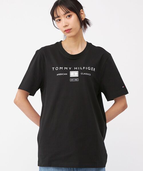 TOMMY HILFIGER(トミーヒルフィガー)の「【オンライン限定】モノブランド ロゴTシャツ(Tシャツ/カットソー・メンズ・ホワイト/グリーン/ブラック・LARGE/MEDIUM/SMALL/X-LARGE)」の17枚目の写真