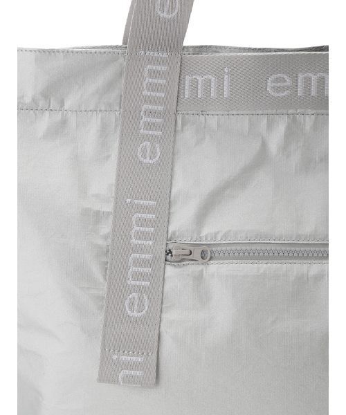emmi（エミ）の「【ONLINE限定】撥水emmiロゴビックトートバッグ（トートバッグ・レディース・ホワイト/ブラック/シルバー・F）」の22枚目の写真