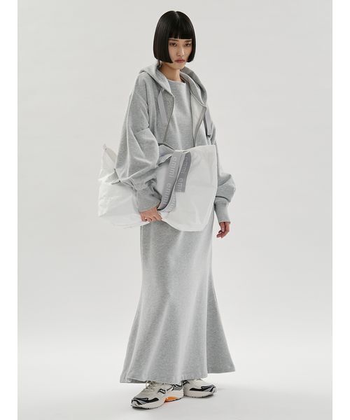 emmi（エミ）の「【ONLINE限定】撥水emmiロゴビックトートバッグ（トートバッグ・レディース・ホワイト/ブラック/シルバー・F）」の16枚目の写真