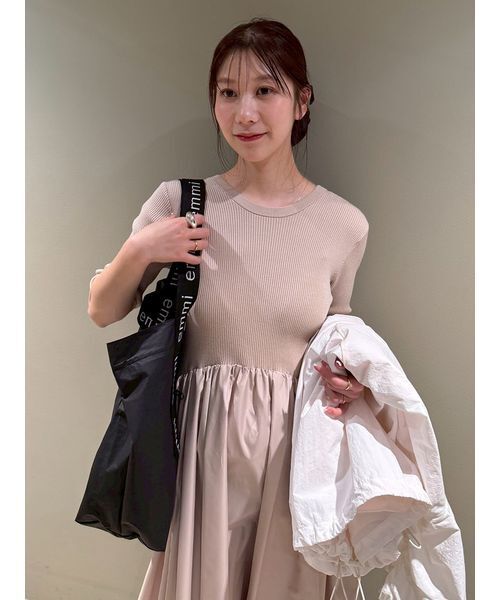 emmi（エミ）の「【ONLINE限定】撥水emmiロゴビックトートバッグ（トートバッグ・レディース・ホワイト/ブラック/シルバー・F）」の12枚目の写真