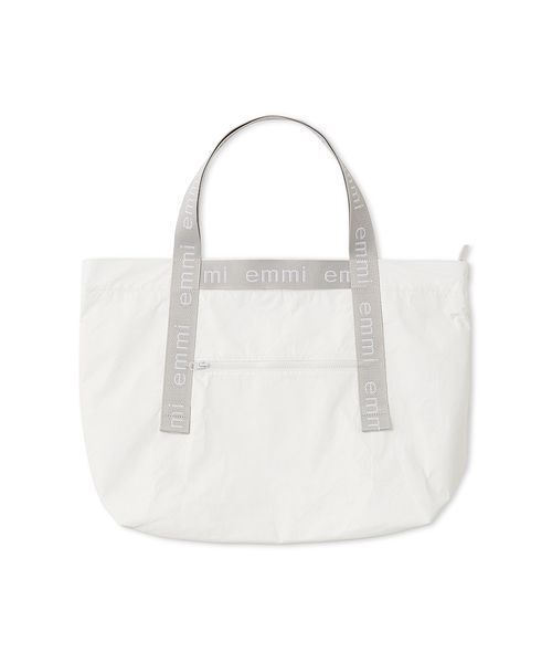 emmi（エミ）の「【ONLINE限定】撥水emmiロゴビックトートバッグ（トートバッグ・レディース・ホワイト/ブラック/シルバー・F）」の6枚目の写真