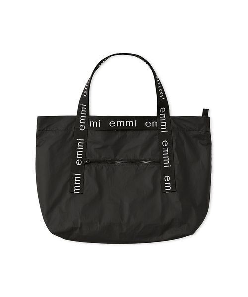 emmi（エミ）の「【ONLINE限定】撥水emmiロゴビックトートバッグ（トートバッグ・レディース・ホワイト/ブラック/シルバー・F）」の4枚目の写真