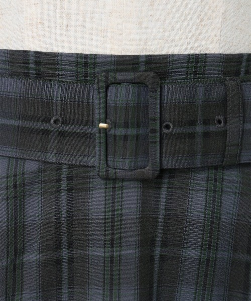 an another angelus（アンアナザーアンジェラス）の「サイド切替チェックフレアースカート（スカート・レディース・ブラック/グリーン・FREE）」の19枚目の写真