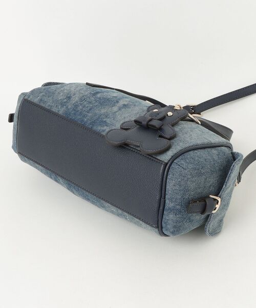 Guess(ゲス)の「KASSIE Small Box Satchel(ハンドバッグ・レディース・インディゴブルー・ONE SIZE)」の16枚目の写真