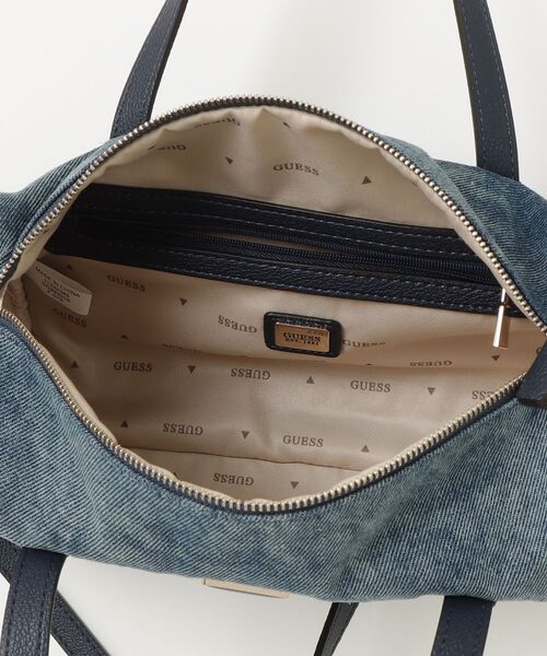 Guess(ゲス)の「KASSIE Small Box Satchel(ハンドバッグ・レディース・インディゴブルー・ONE SIZE)」の17枚目の写真