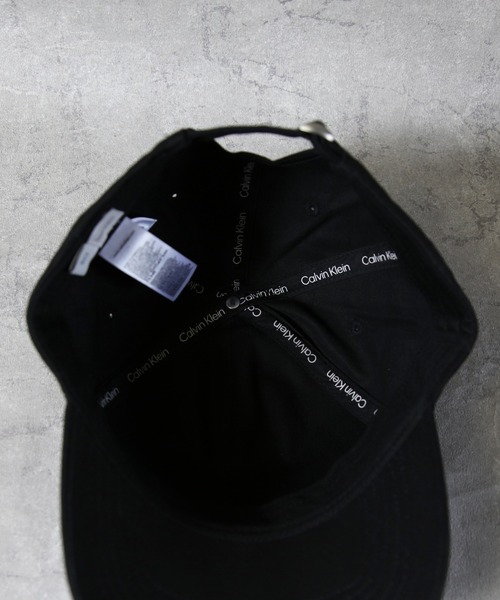 Calvin Klein(カルバン・クライン)の「Calvin Klein シンプルロゴキャップ(キャップ・メンズ・ホワイト/ブラック・FREE)」の11枚目の写真