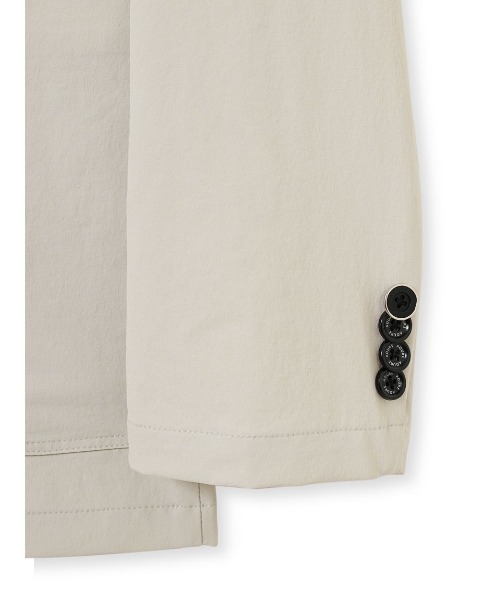AOURE(アウール)の「ドライタッチナイロンストレッチスーツ(セットアップ・メンズ・アイボリー/カーキ・SMALL/MEDIUM/LARGE/X-LARGE)」の10枚目の写真