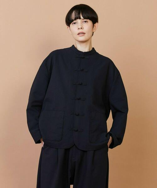 FRAPBOIS（フラボア）の「サッカー ジャケット（ブルゾン・レディース・カーキ/ブラック・1/2）」の2枚目の写真