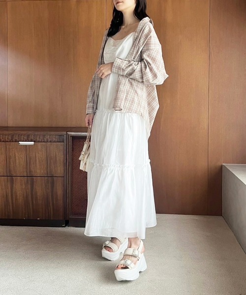 one after another NICE CLAUP（ワンアフターアナザーナイスクラップ）の「ビジューバックルスポーツサンダル（サンダル・レディース・ブラック/アイボリー・SMALL/LARGE/MEDIUM）」の9枚目の写真