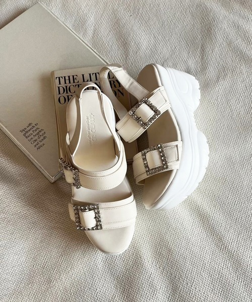 one after another NICE CLAUP（ワンアフターアナザーナイスクラップ）の「ビジューバックルスポーツサンダル（サンダル・レディース・ブラック/アイボリー・SMALL/LARGE/MEDIUM）」の14枚目の写真