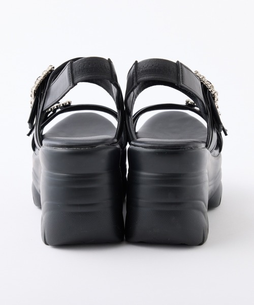 one after another NICE CLAUP（ワンアフターアナザーナイスクラップ）の「ビジューバックルスポーツサンダル（サンダル・レディース・ブラック/アイボリー・SMALL/LARGE/MEDIUM）」の20枚目の写真