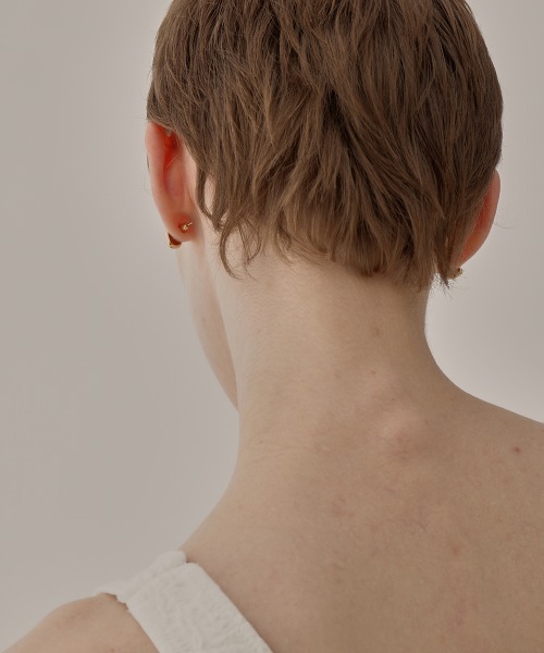 AFFECT（アフェクト）の「Impact “YUGAMI” Pierced（ピアス（両耳用）・レディース・ゴールド/シルバー・FREE）」の8枚目の写真