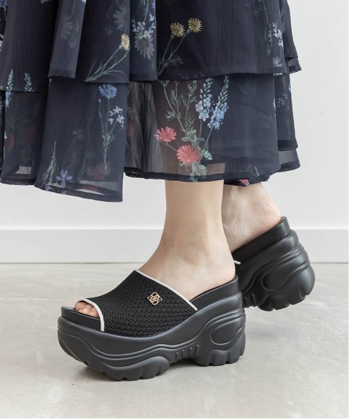 RANDA(ランダ)の「【SUSTAINABLE】ニットボリュームソールサンダル(サンダル・レディース・ブラック/アイボリー/ブルー・LL/L/M/S)」の13枚目の写真