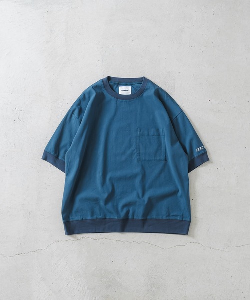 quadro（クオドロ）の「アサレチックポケ付プルオーバー（Tシャツ/カットソー・メンズ・オフホワイト/グレー/ブルー/チャコール・MEDIUM）」の4枚目の写真