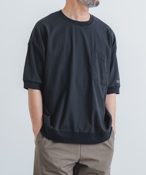 quadro（クオドロ）の「アサレチックポケ付プルオーバー（Tシャツ/カットソー・メンズ・オフホワイト/グレー/ブルー/チャコール・MEDIUM）」の3枚目の写真