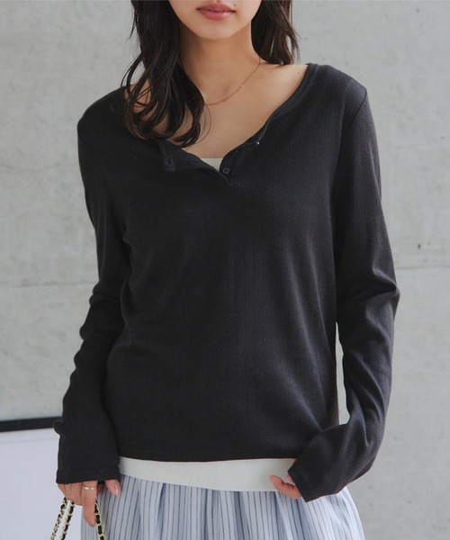KOBE LETTUCE(コウベレタス)の「アイレットリブヘンリーネックトップス(Tシャツ/カットソー・レディース・ブラック/オフホワイト・M)」の2枚目の写真