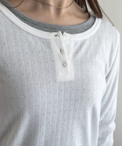 KOBE LETTUCE(コウベレタス)の「アイレットリブヘンリーネックトップス(Tシャツ/カットソー・レディース・ブラック/オフホワイト・M)」の6枚目の写真